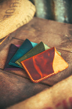 Lataa kuva Galleria-katseluun, Korttikotelo Wave